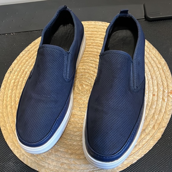 Reaction by Keneth Cole Slip-on Sneakers Size 10 - Picture 8 of 13